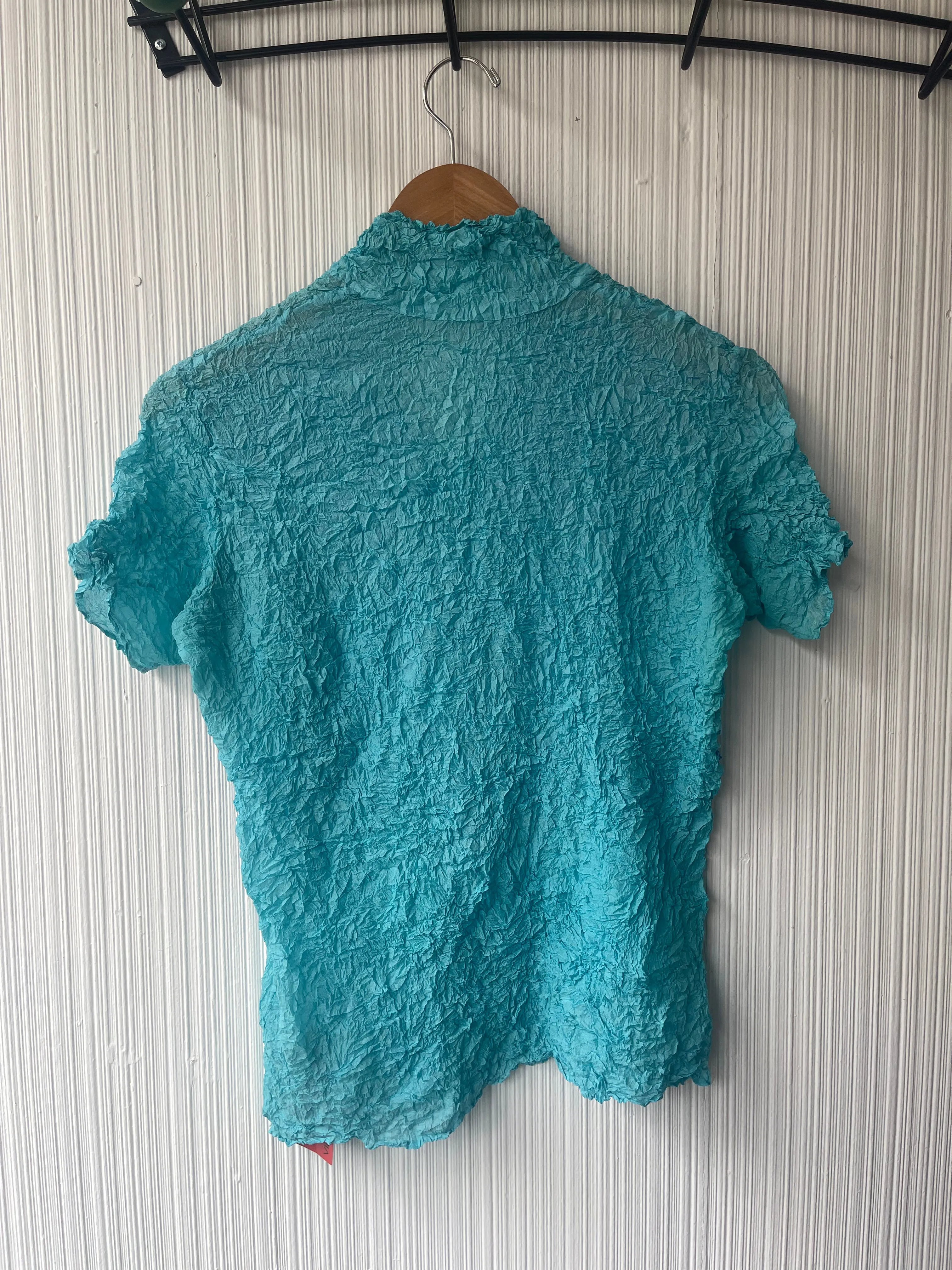 Issey Miyake White Label blue popcorn pleated top