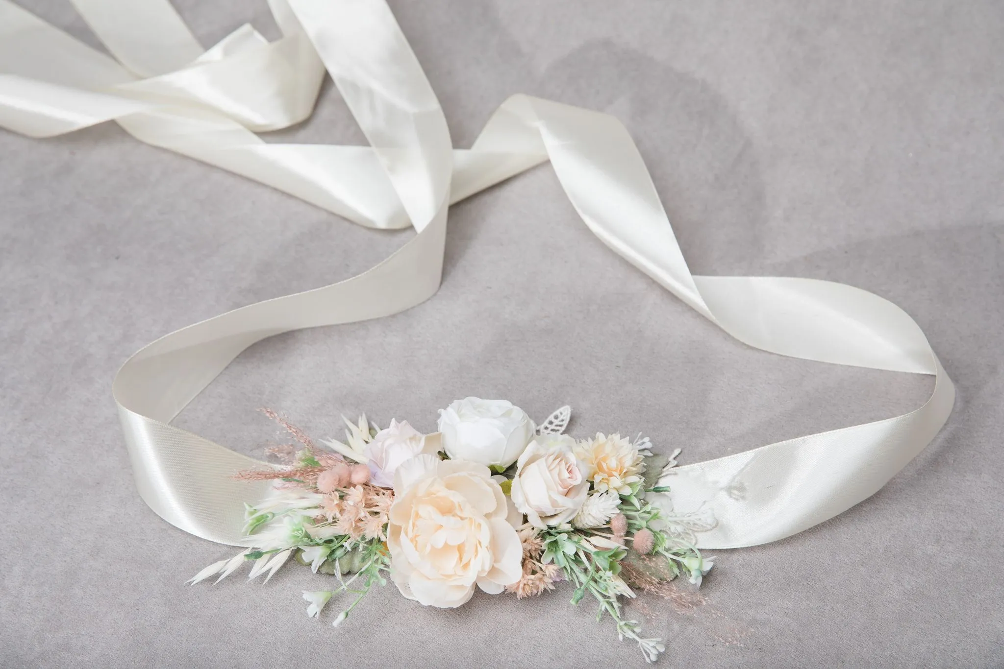 Romantic pastel flower set Bridal set Ivory Flower girl hair clip Boutonniere Flower corsage for groom Wedding belt Blush and peach