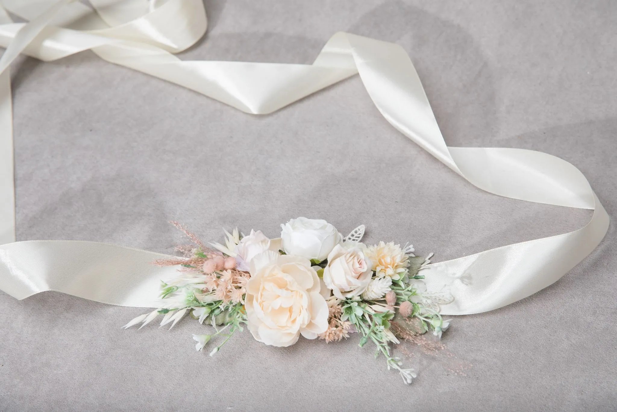 Romantic pastel flower set Bridal set Ivory Flower girl hair clip Boutonniere Flower corsage for groom Wedding belt Blush and peach